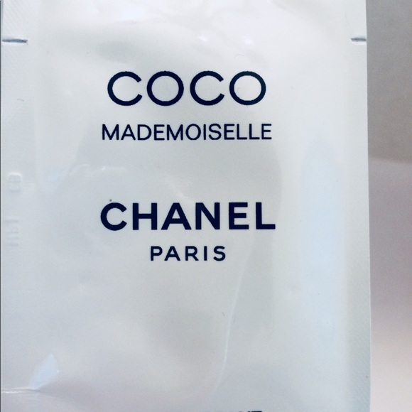 Chanel Bundle Le Blanc, Rouge Coco Gloss, Coco Mademoiselle & more - Picture 6 of 7